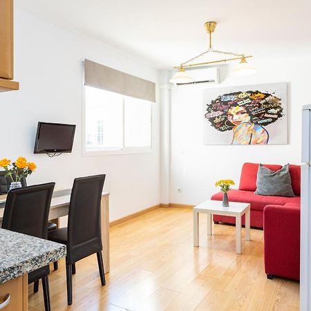 Holidays2Malaga Cruz Verde City Center With Aircon & Wifi Luaran gambar